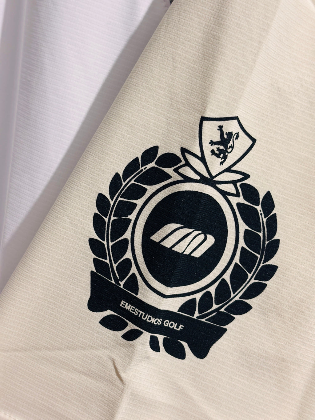 Polera Emestudios Sping Golf Tech