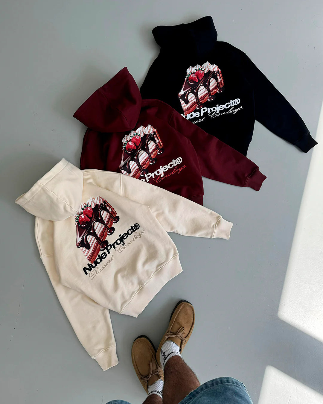 Poleron Nude Project - Cake