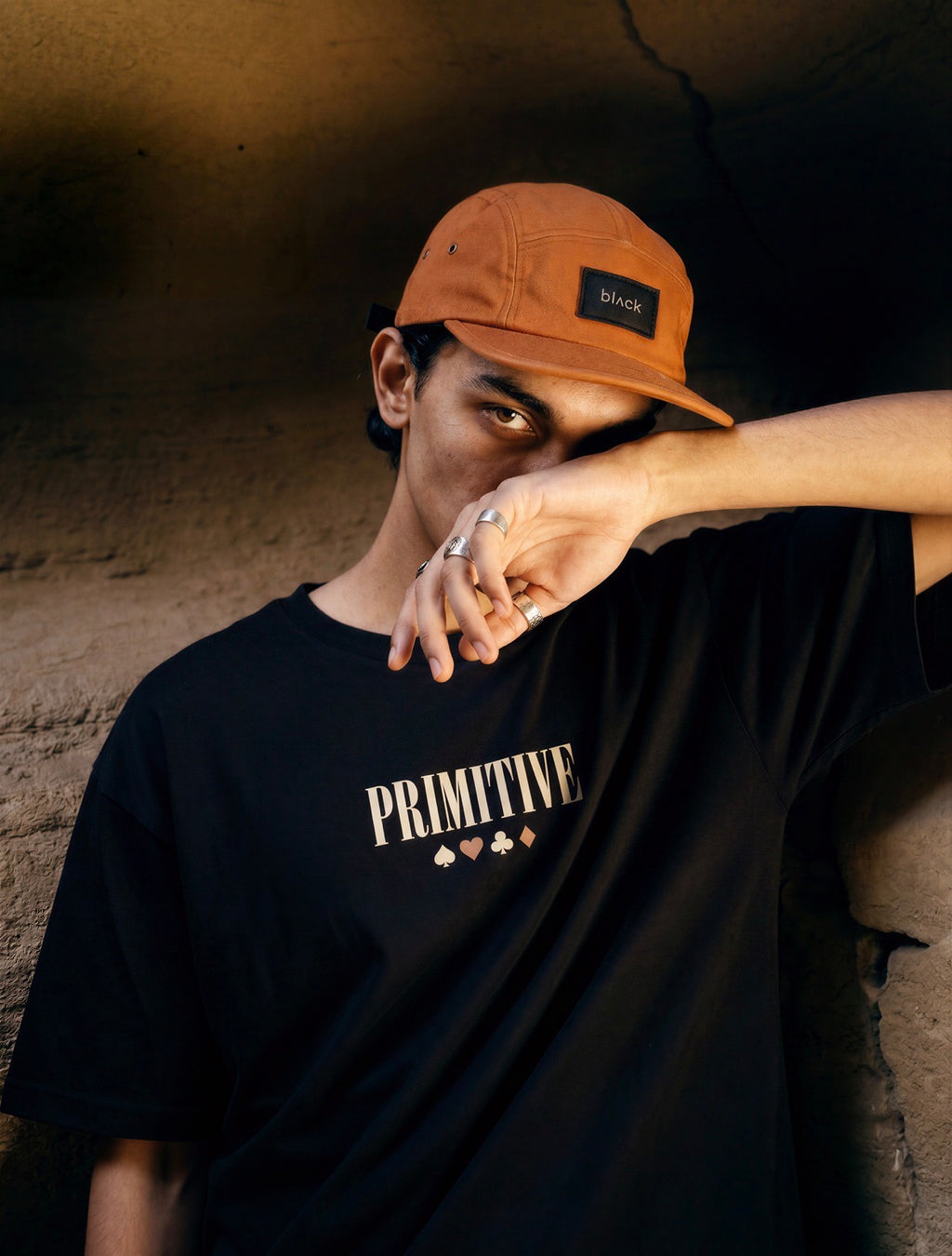 Polera Primitive Players HW - Black