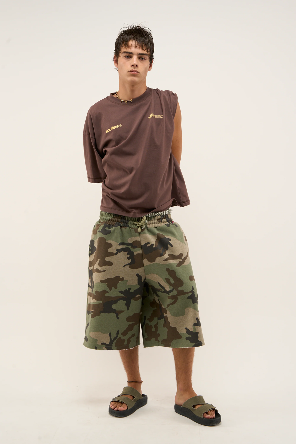 Polera Sign Brown - Scuffers