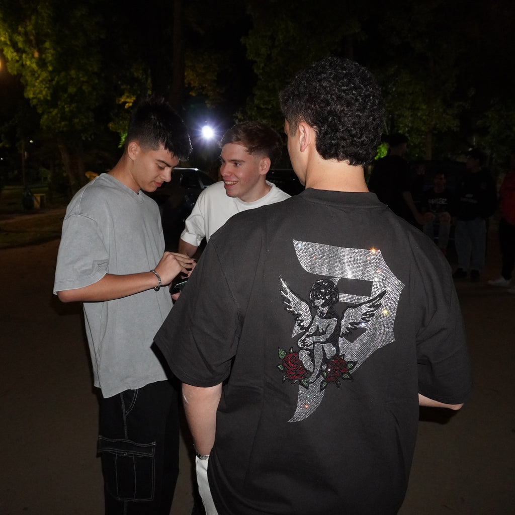 Polera Primitive Reflection HW - Negra