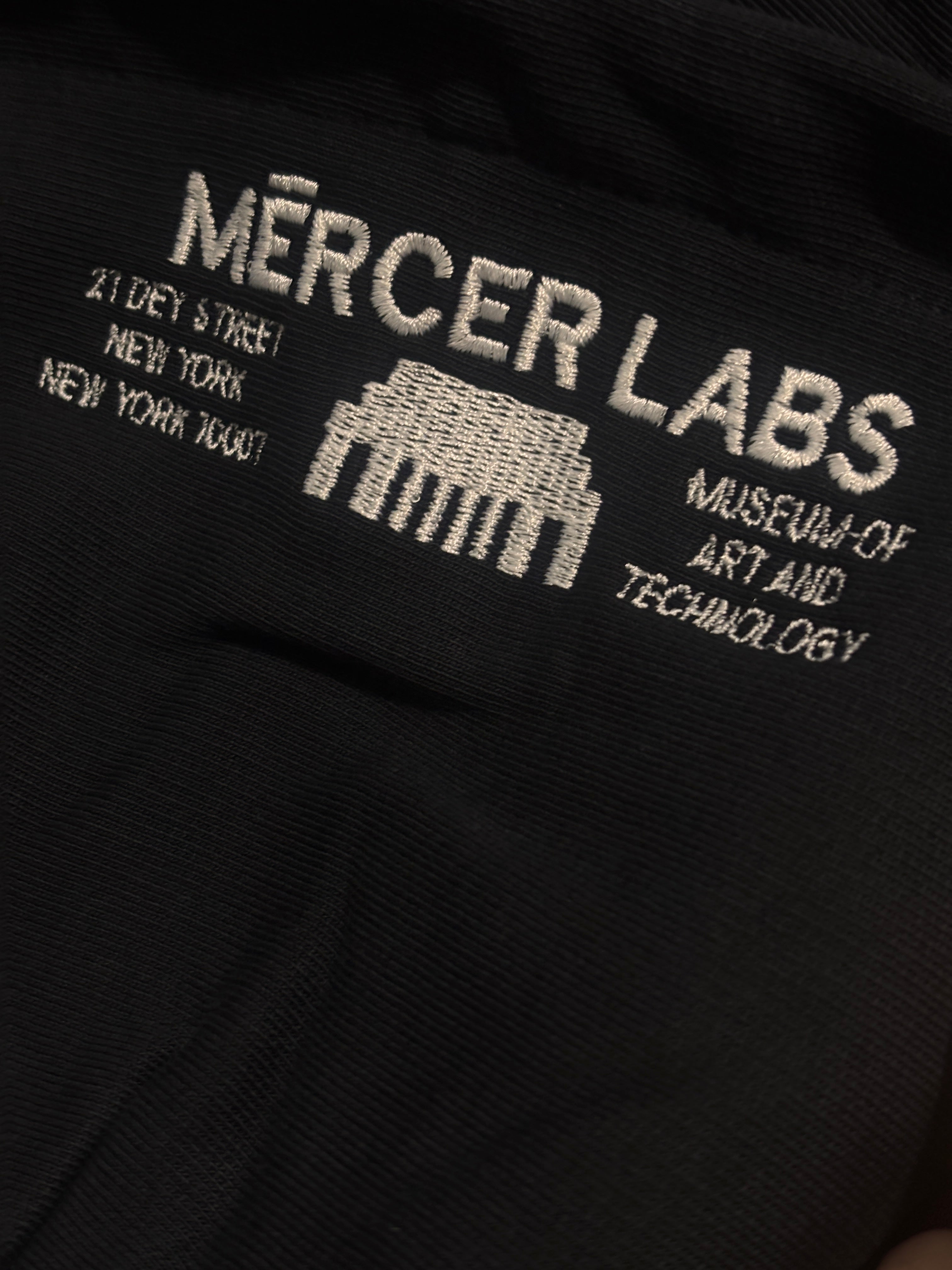 Poleron EmeStudios XNaiyo