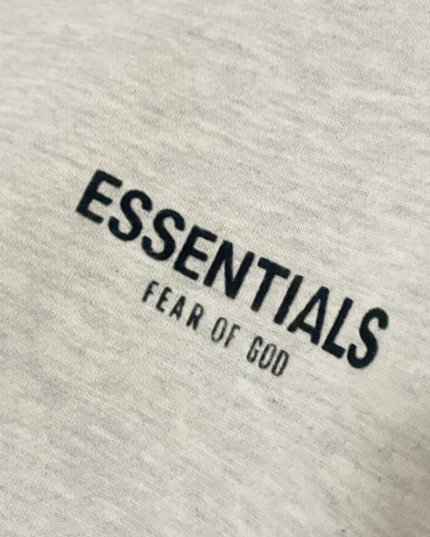 Poleron Essentials - Fear of God