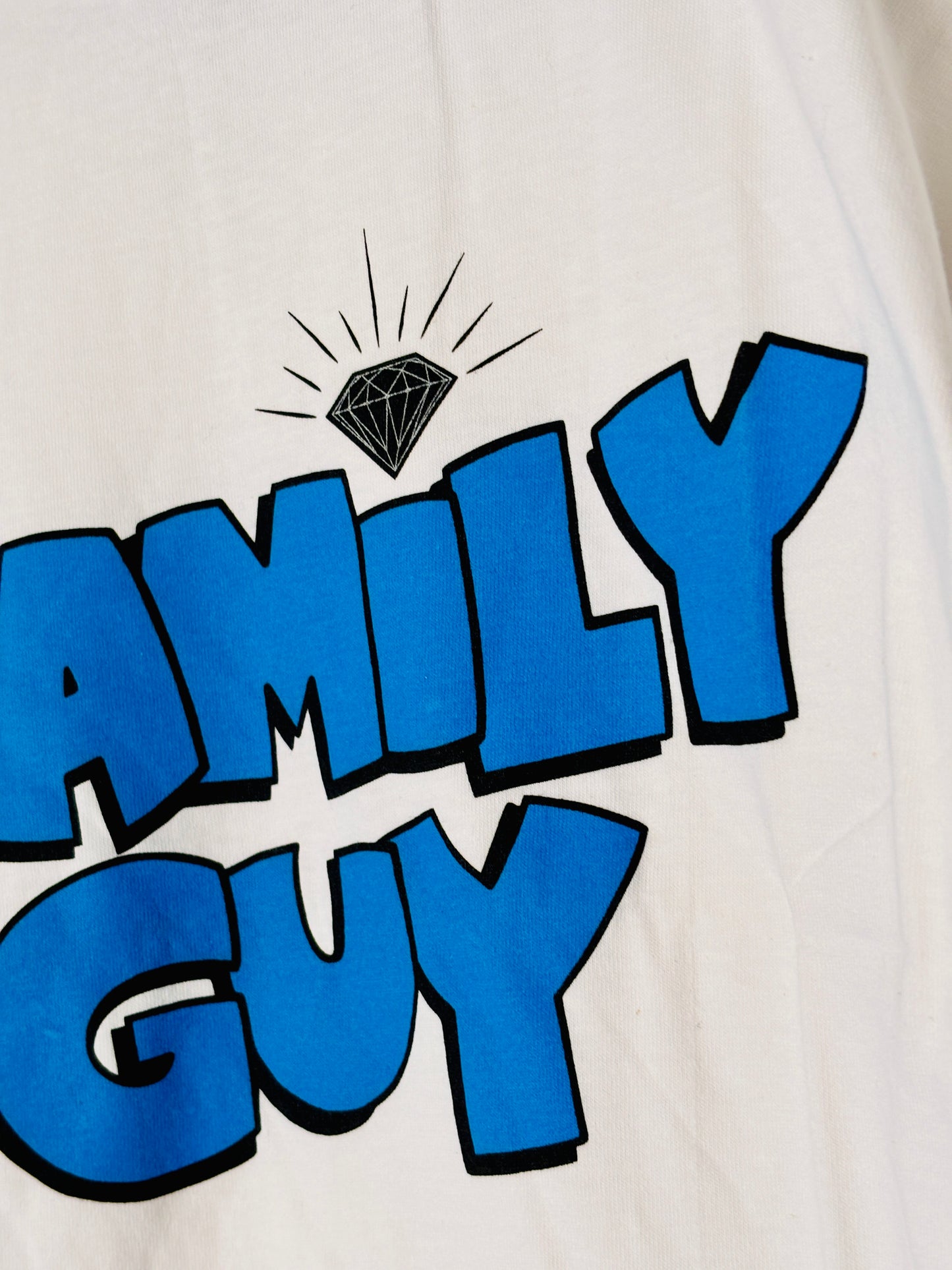 Polera Diamond x family guy