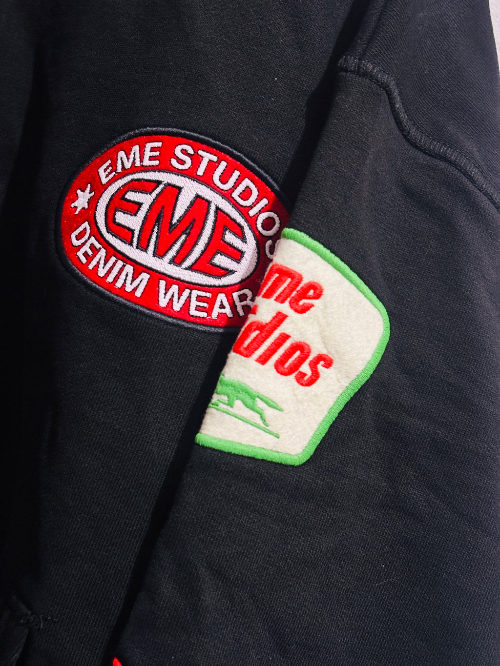 Poleron EmeStudios Patches Shadow