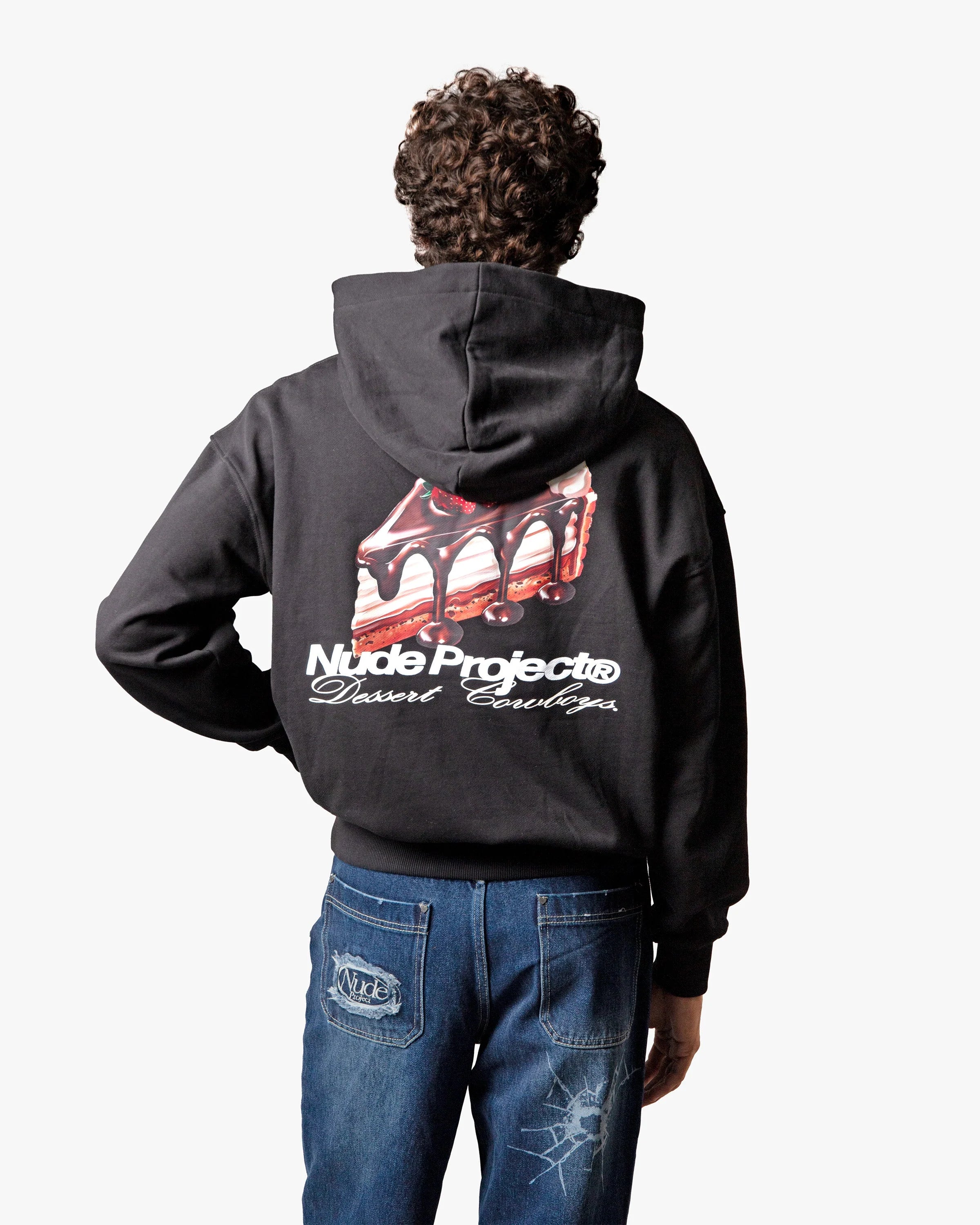 Poleron Nude Project - Cake